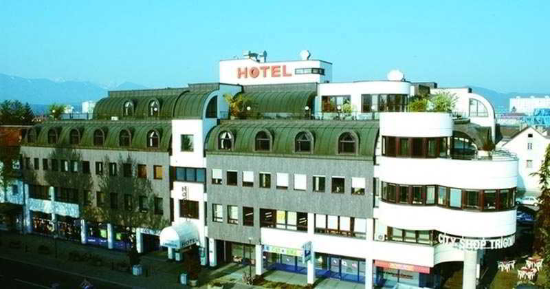 Skycity Hotel Atrigon Klagenfurt am Woerthersee Exterior foto